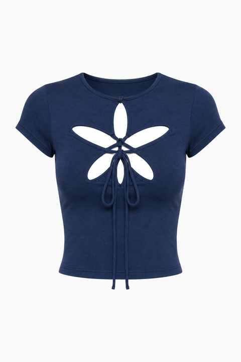 Top feminino azul-marinho mesclado com detalhe em forma de pétala