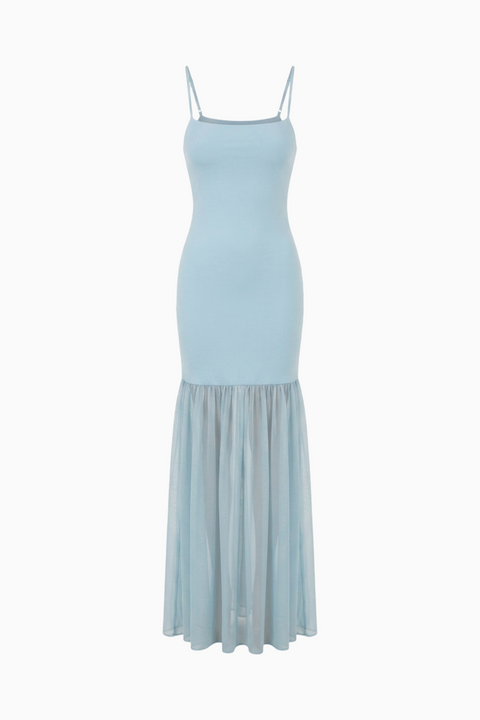 Himmelblaues, tailliertes Maxikleid mit transparentem Saum