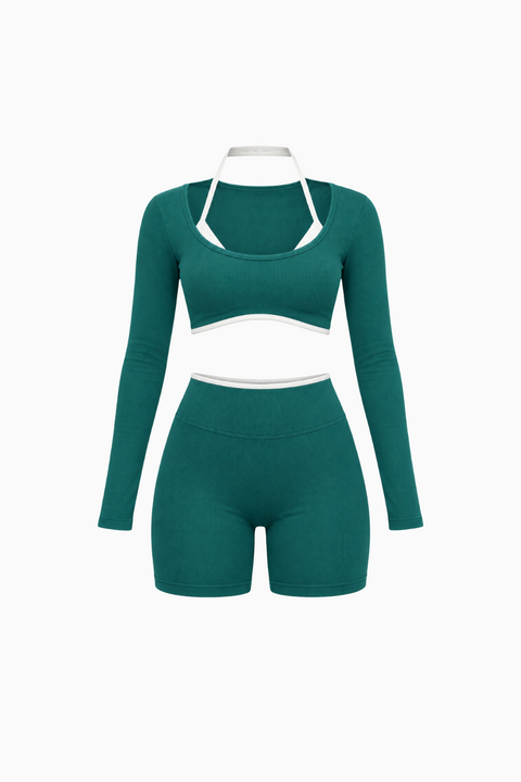 Conjunto desportivo com acabamento contrastante