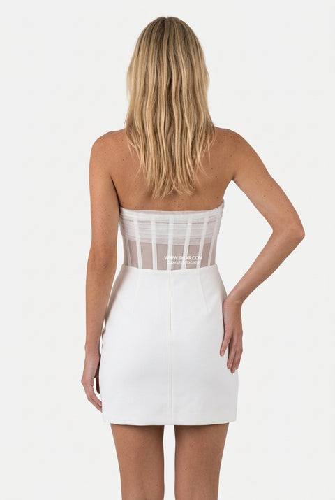 Abito corto bianco strutturato con corsetto