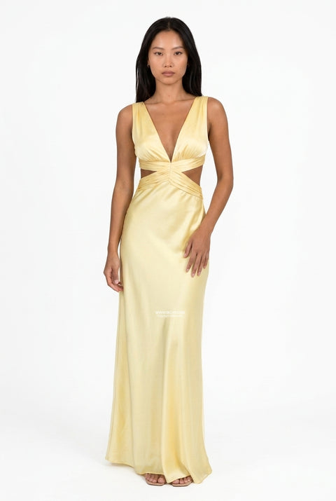 Elegantes Abendkleid mit tiefem Ausschnitt und Cut-Outs