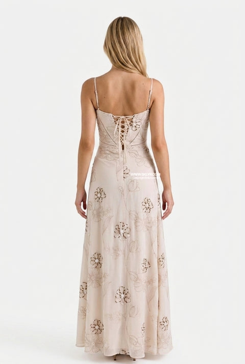 Maxikleid mit floralen Applikationen in Blush