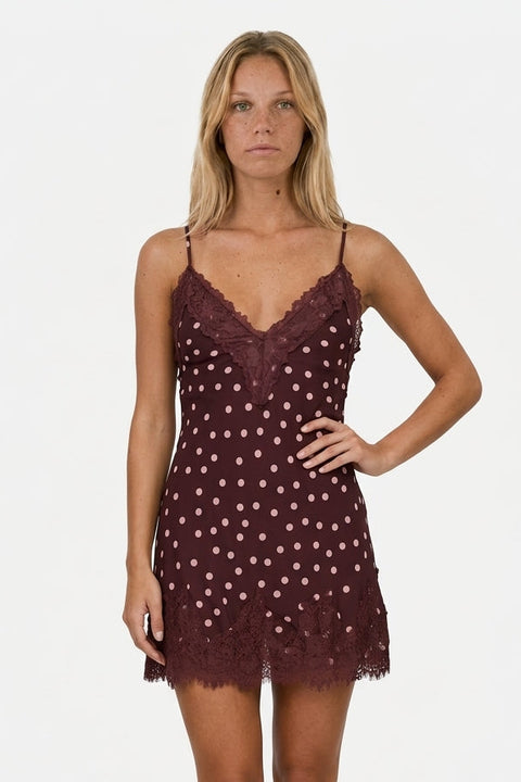 Miniabito sottoveste bordeaux a pois con bordo in pizzo
