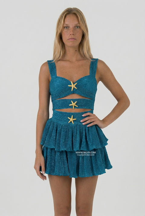 Rostrotes Minikleid mit Seestern-Ausschnitt und Rüschen