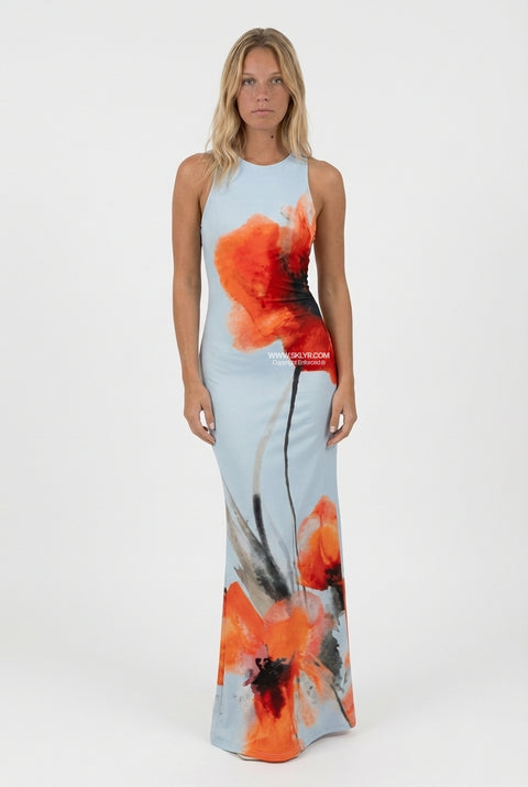 Vestido comprido azul-claro com estampado floral