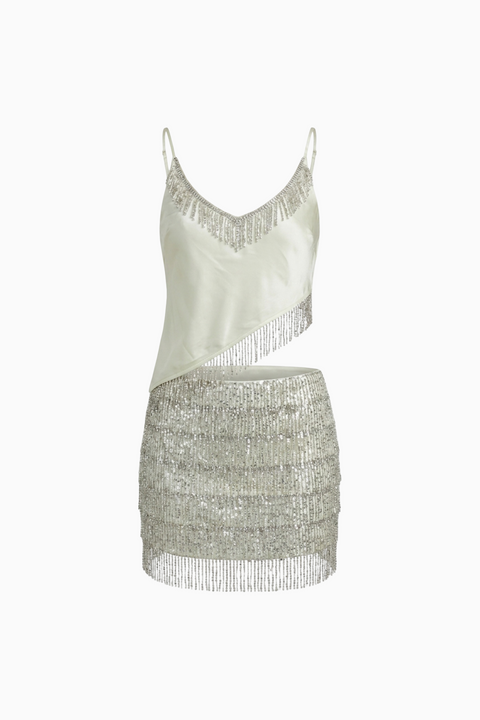 Grünes Set aus Neckholder-Top mit Perlenstickerei und Rock