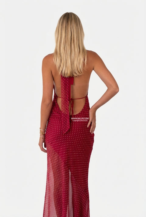 Reichrotes figurbetontes Maxikleid aus Satin