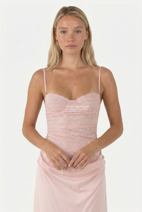 Vestido maxi tipo combinação com textura de renda branco-marfim