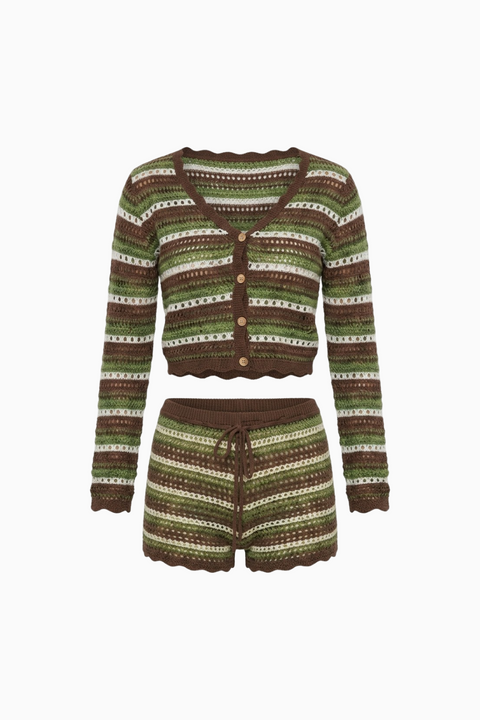 Ensemble gilet boutonné en crochet et short