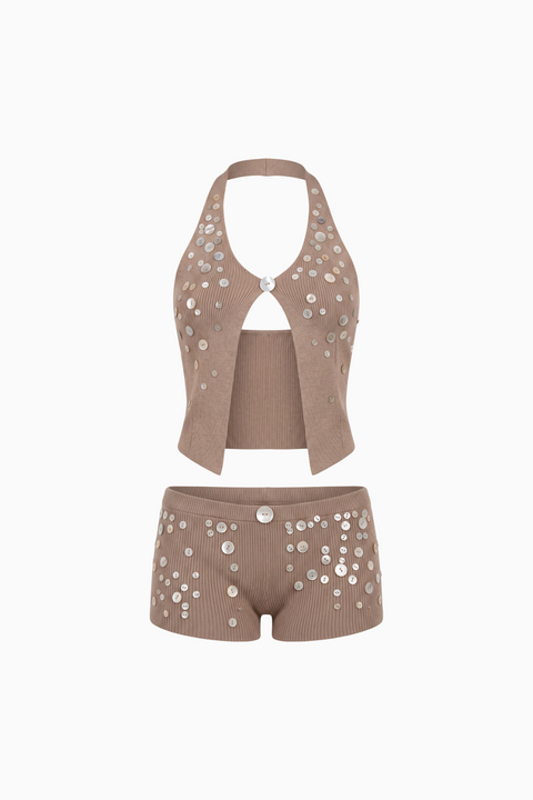 Set con top all’americana e shorts in maglia decorata
