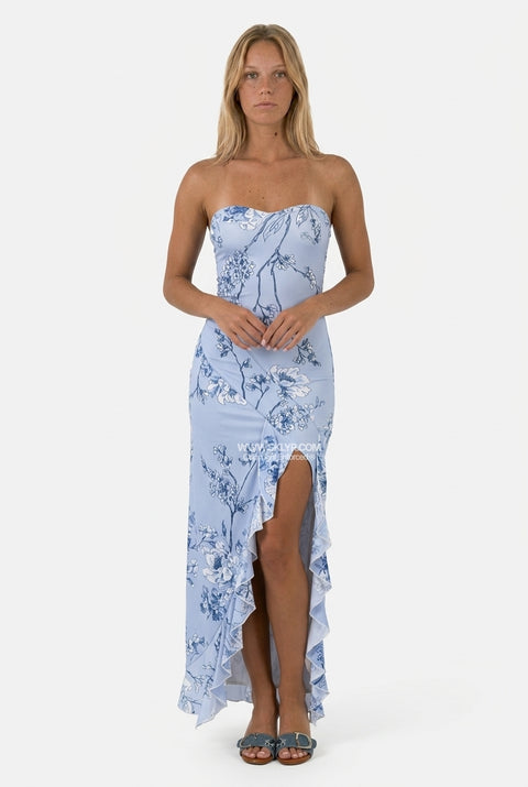Blaues Maxikleid mit Blumenmuster und Beinschlitz