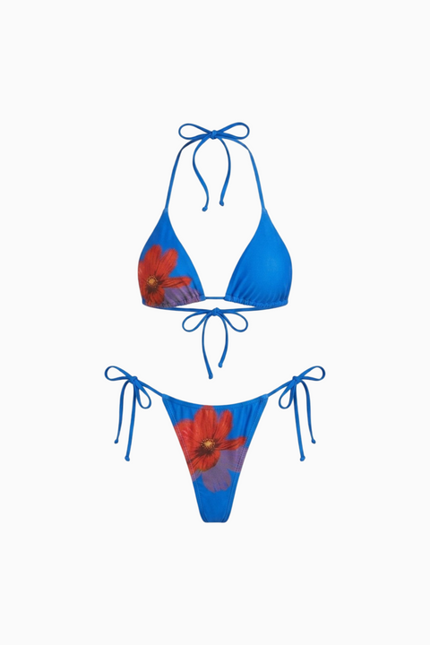 Microbiquíni floral marcante azul com atilhos laterais
