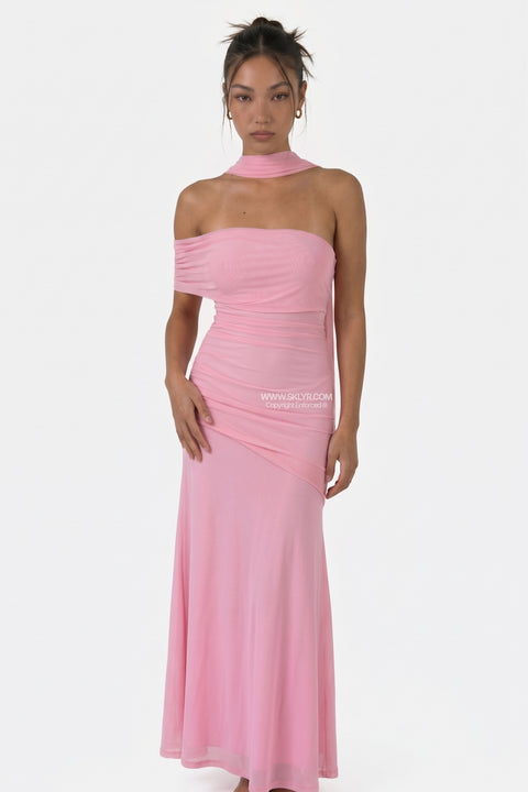 Robe longue à volants superposés blush