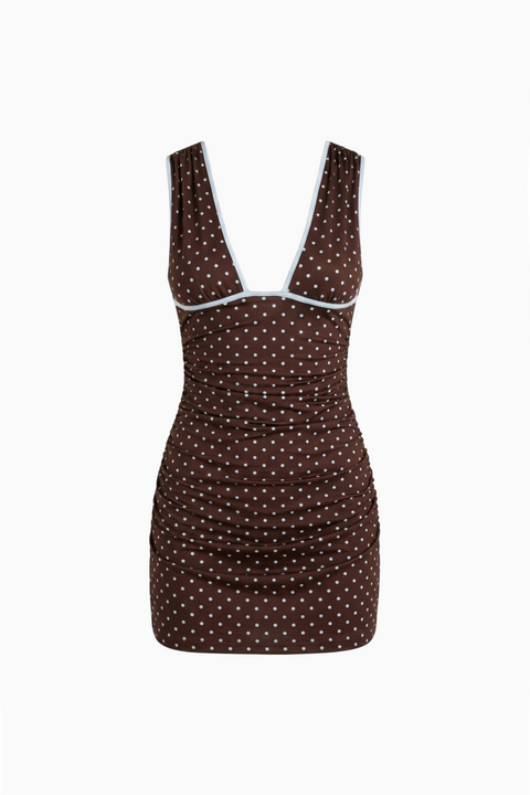 Robe courte à pois à col en V et détails froncés