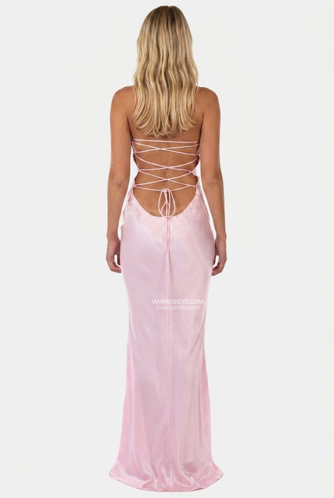 Robe longue nuisette en satin rose poudré