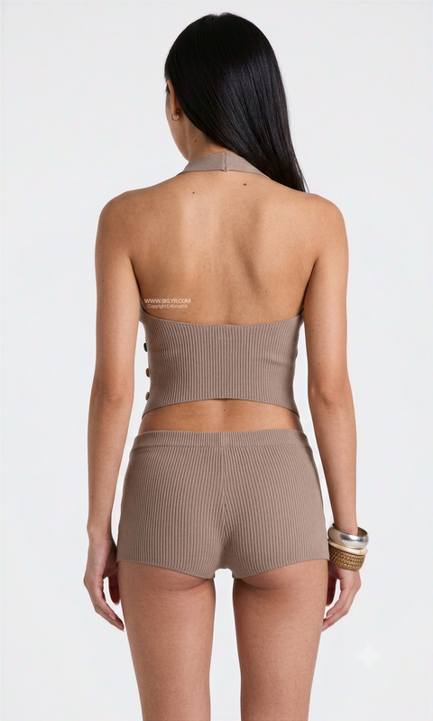 Set con top all’americana e shorts in maglia decorata