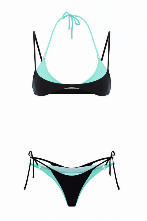 Bikini bicolore all’americana