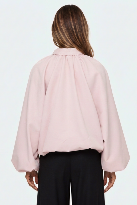 Veste courte à col zippée avec manches ballon et détails froncés