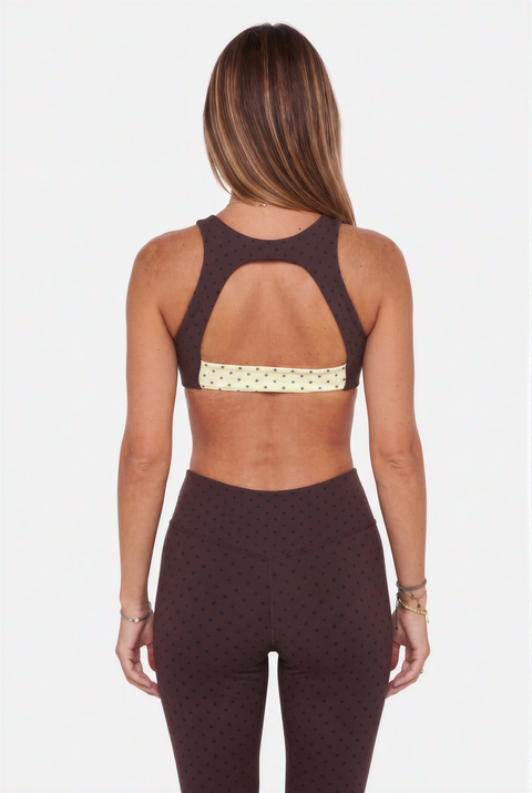 Sportset mit Punktemuster