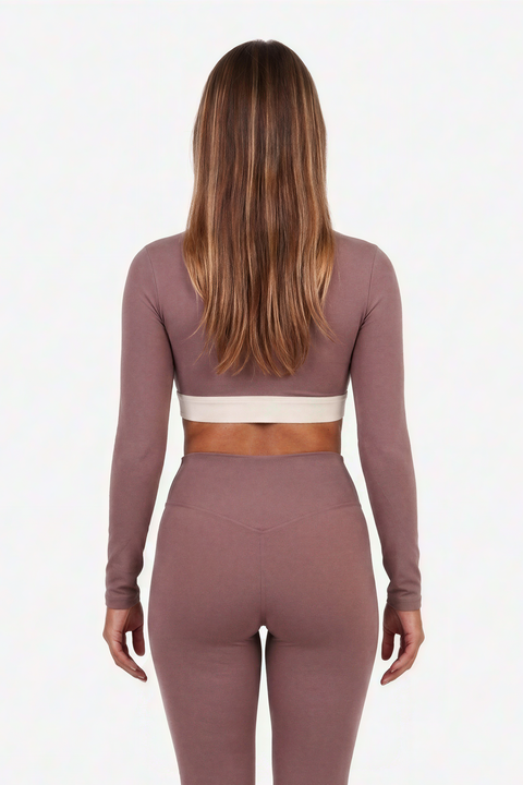 Layered V-Neck Active Set
