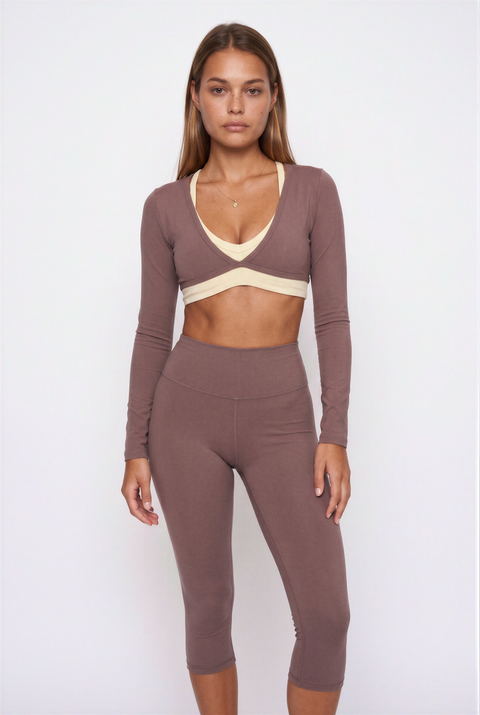Layered V-Neck Active Set