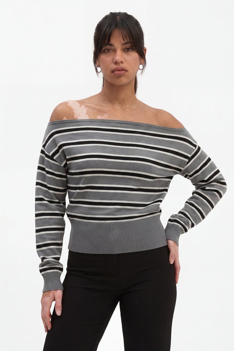 Maglione in maglia a righe multicolori con spalle scoperte