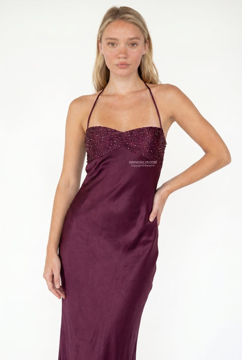 Vestido comprido de alças cor de vinho de corte direito