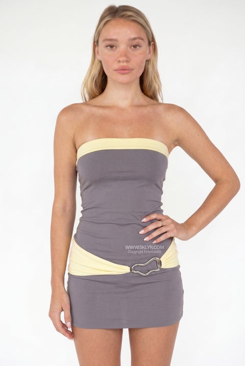 Graues Mini-Röhrenkleid mit gelbem Kontrastbesatz